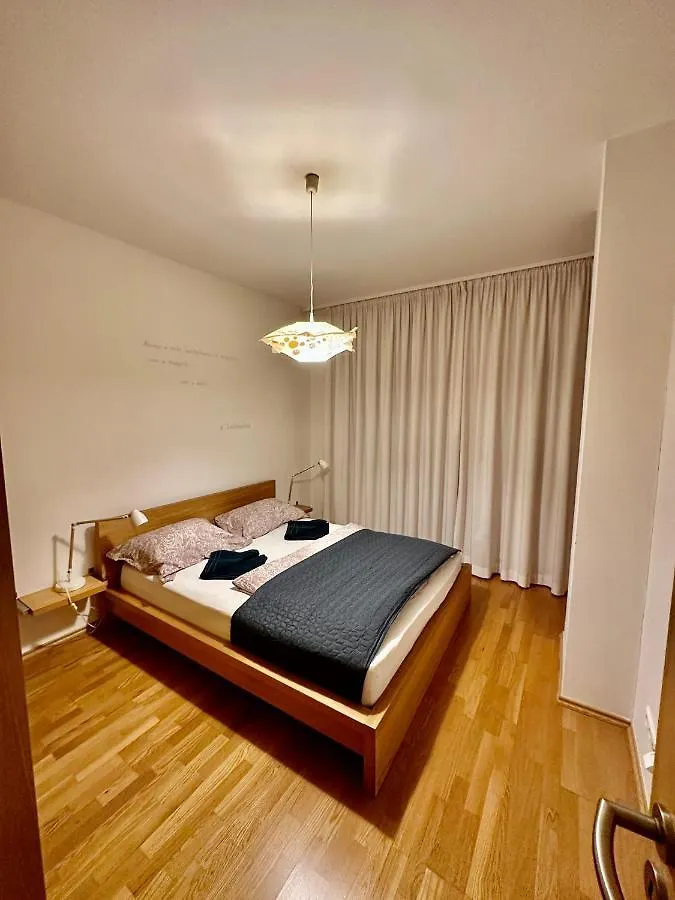 Central Apartment With Balcony Budapest