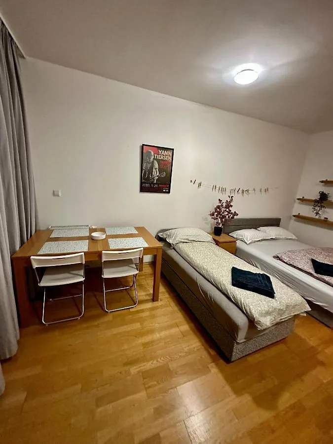 Central Apartment With Balcony Budapest
