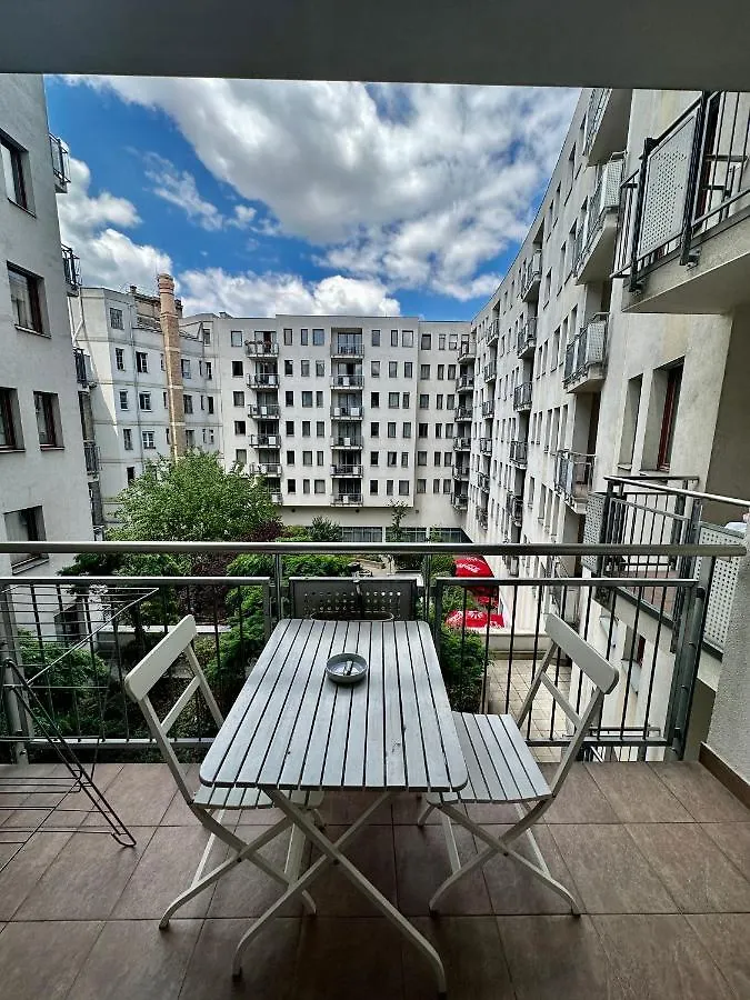 Central Apartment With Balcony Budapest